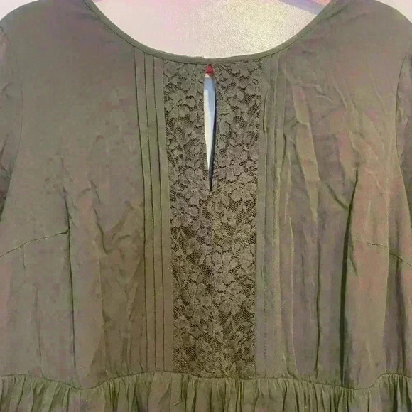 Army green lace Torrid tunic - Picture 5 of 7